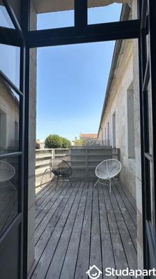 Chambre - 9 m² - 1 pièce