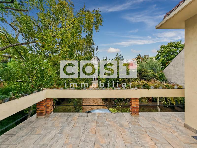 Maison - 157 m² - 4 pièces