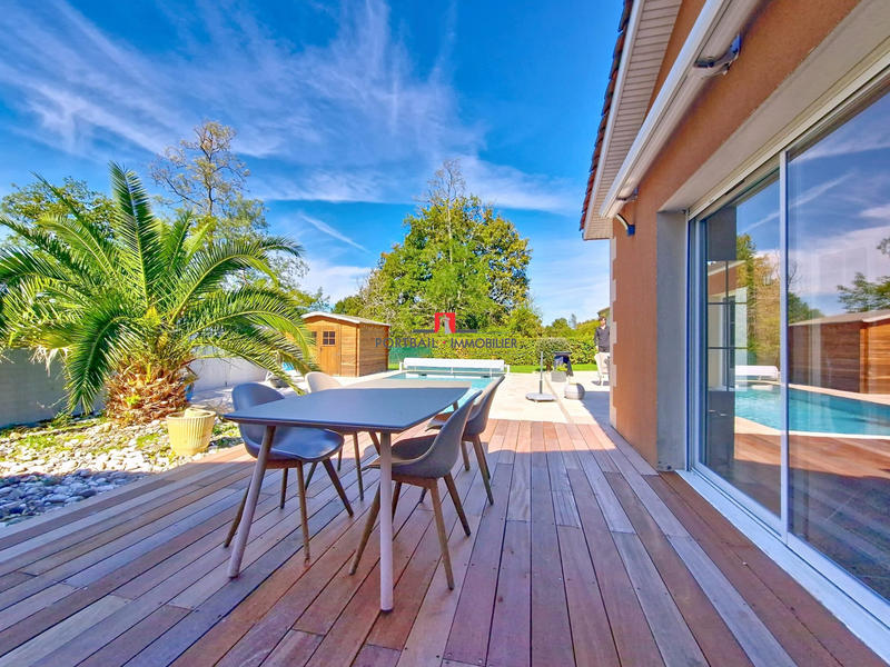 Maison contemporaine - 186 m² - 6 pièces