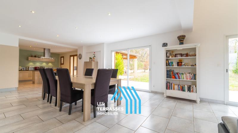 Villa - 157 m² - 7 pièces