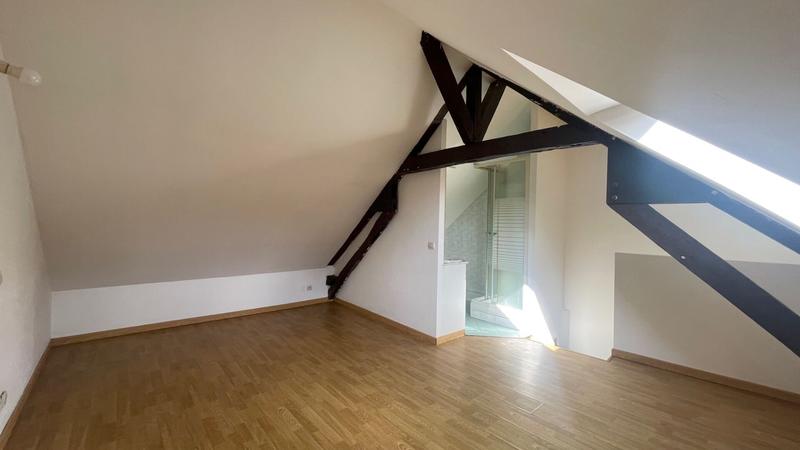 Maison - 60 m² - 5 pièces