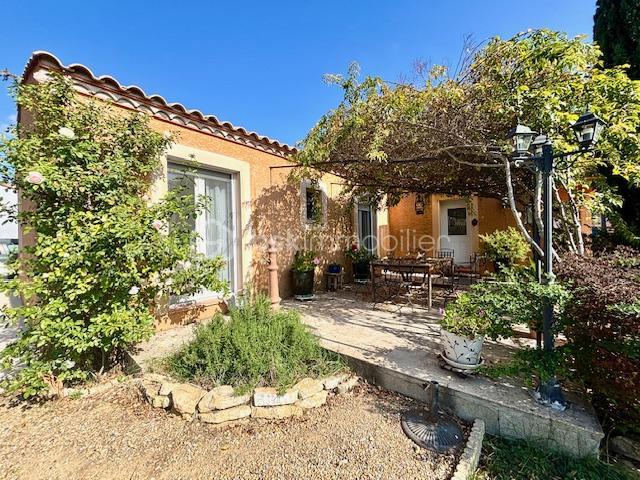 Maison traditionnelle - 136 m² - 6 pièces