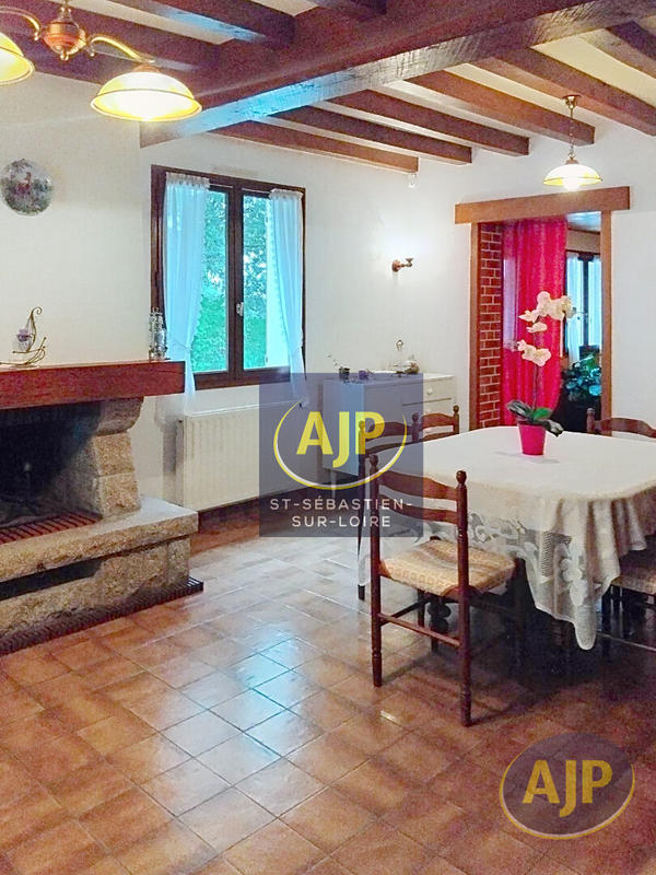 Maison - 188 m² - 6 pièces