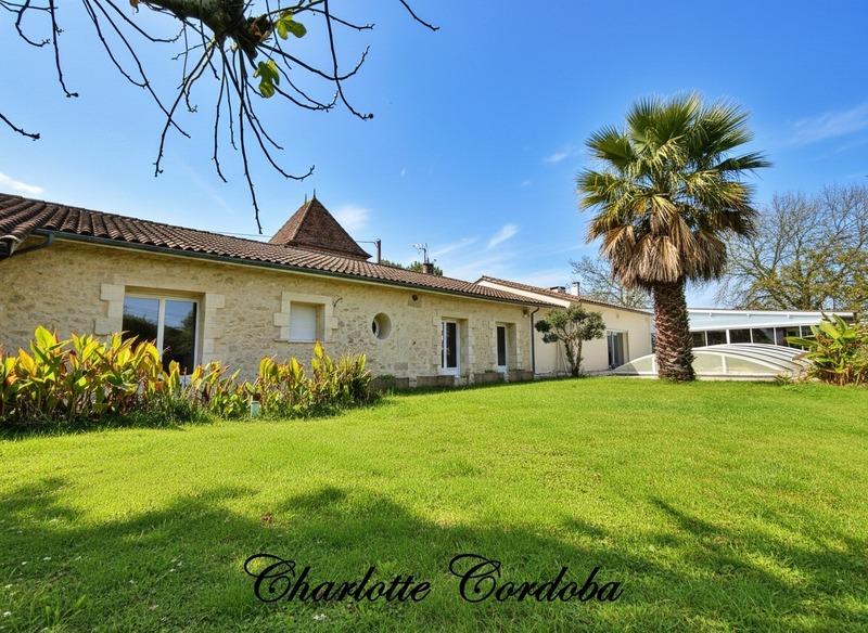 Maison de campagne - 346 m² - 7 pièces