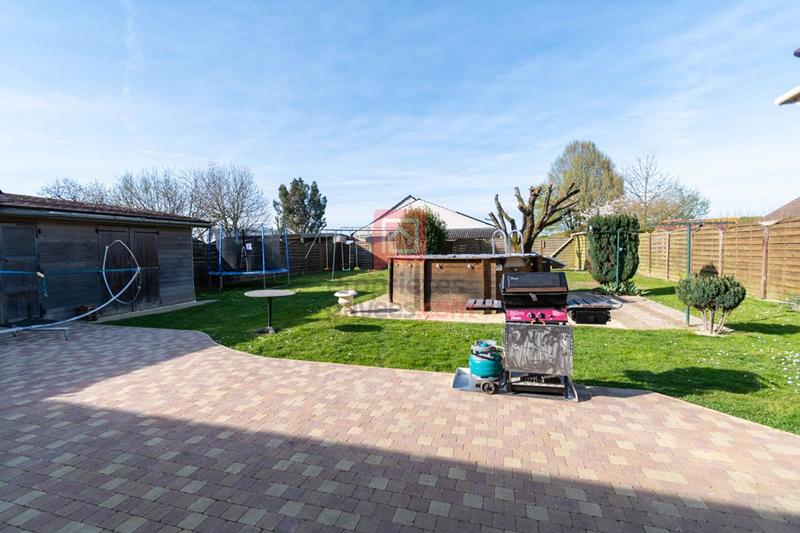 Maison - 88 m² - 5 pièces