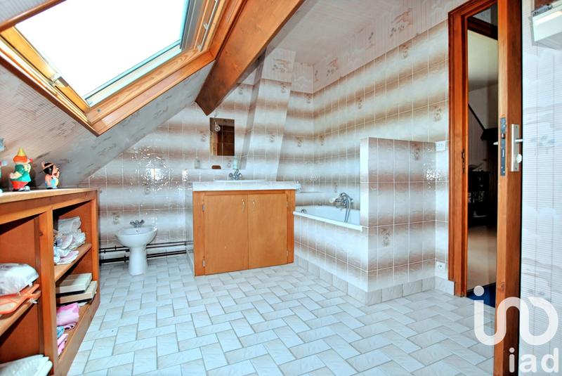 Maison - 144 m² - 7 pièces