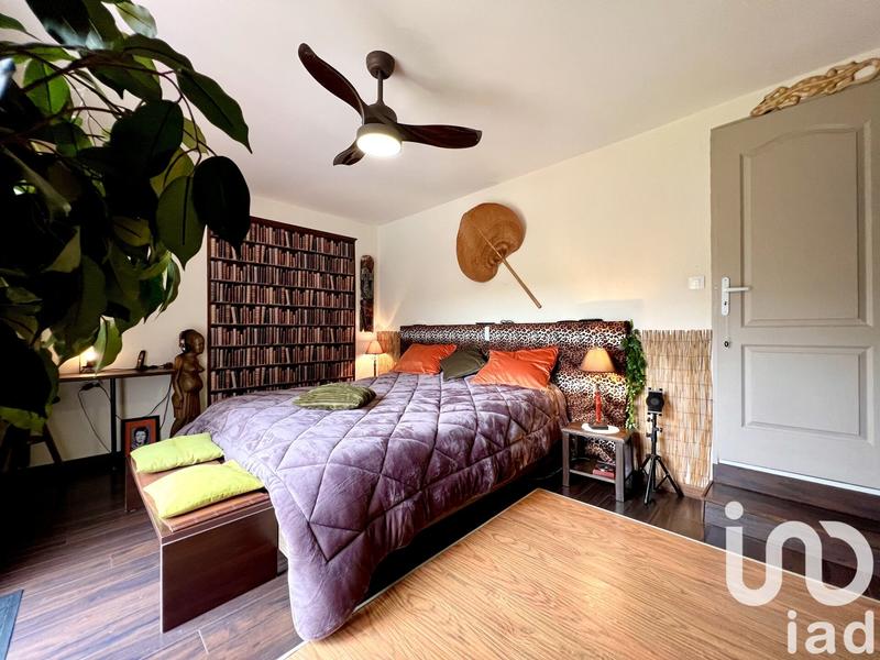 Maison - 202 m² - 7 pièces