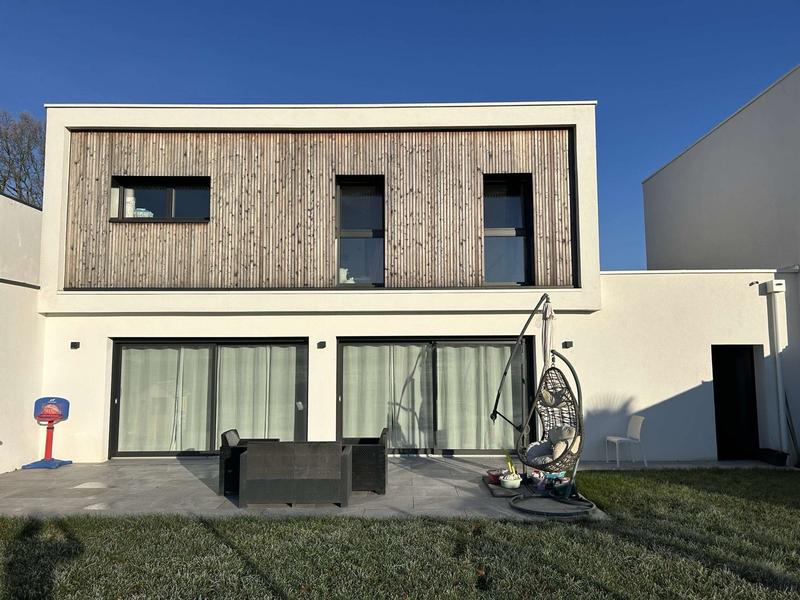 Maison - 114 m² - 5 pièces