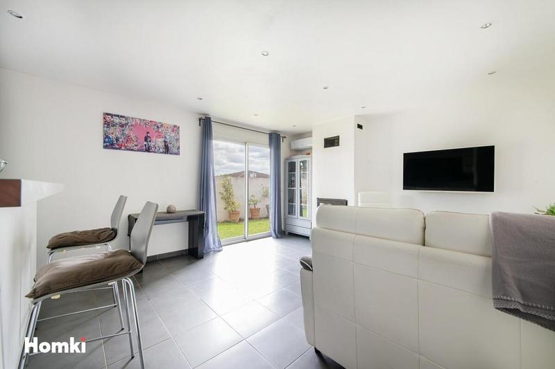 Villa - 90 m² - 4 pièces