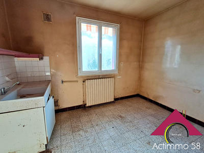 Maison - 80 m² - 5 pièces