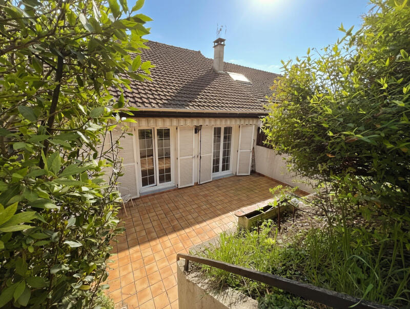 Maison - 188 m² - 6 pièces