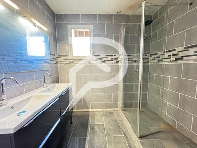 Maison - 88 m² - 5 pièces