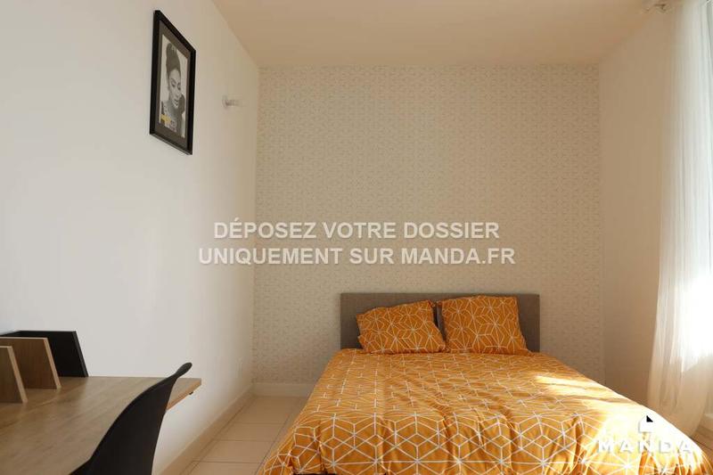 Chambre - 10 m² - 4 pièces