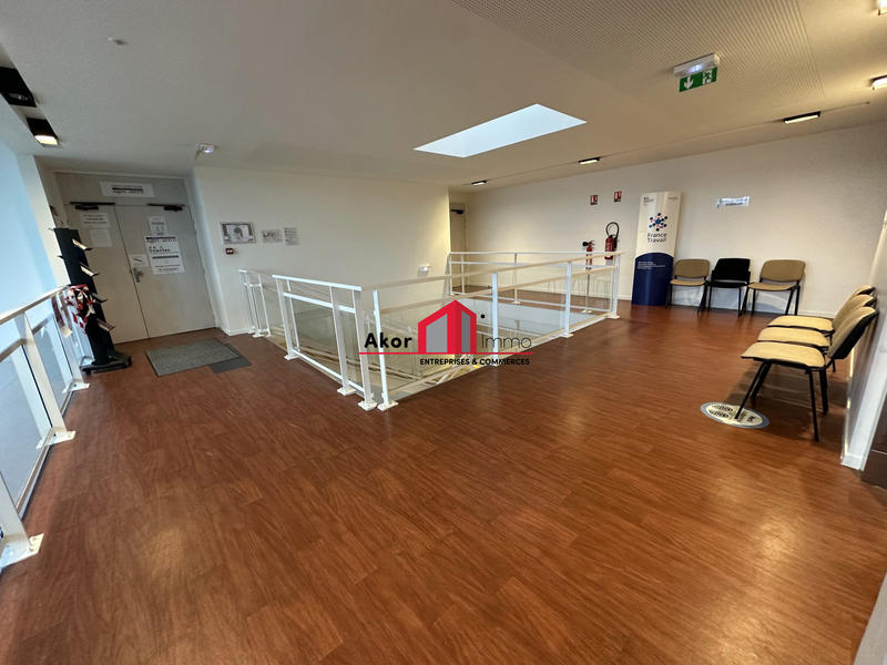Bureau - 365 m²