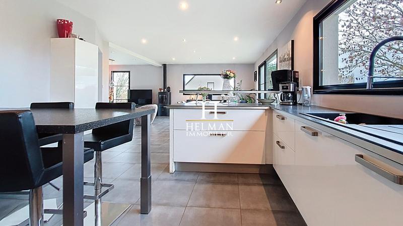 Maison - 167 m² - 6 pièces