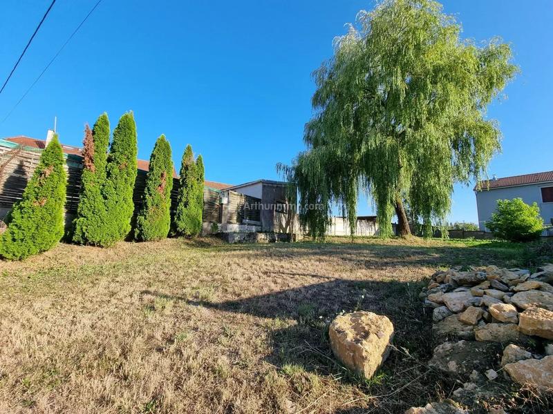 Immeuble - 764 m² - 37 pièces