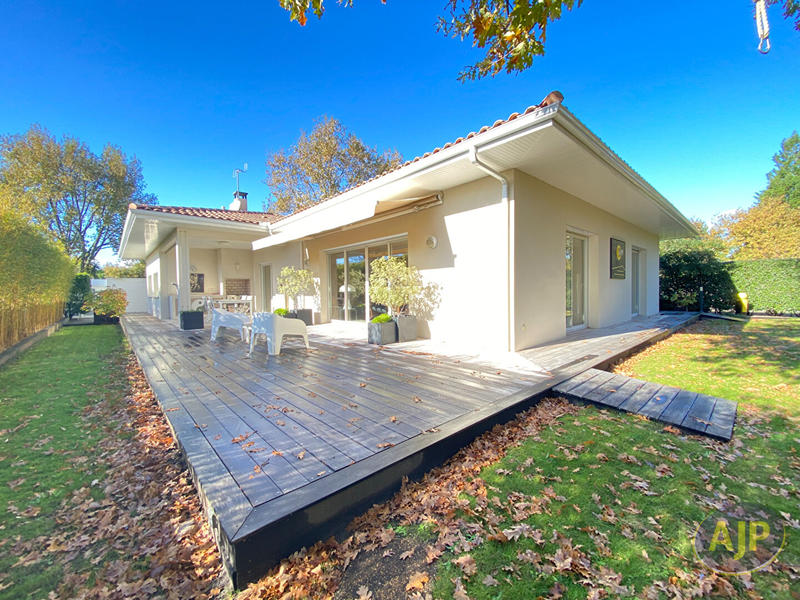 Maison - 176 m² - 5 pièces