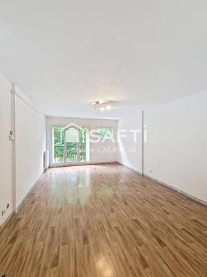 Appartement - 103 m² - 5 pièces