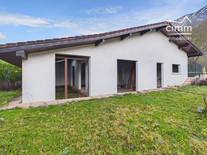 Maison - 174 m² - 6 pièces