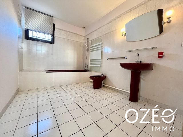 Maison traditionnelle - 110 m² - 4 pièces