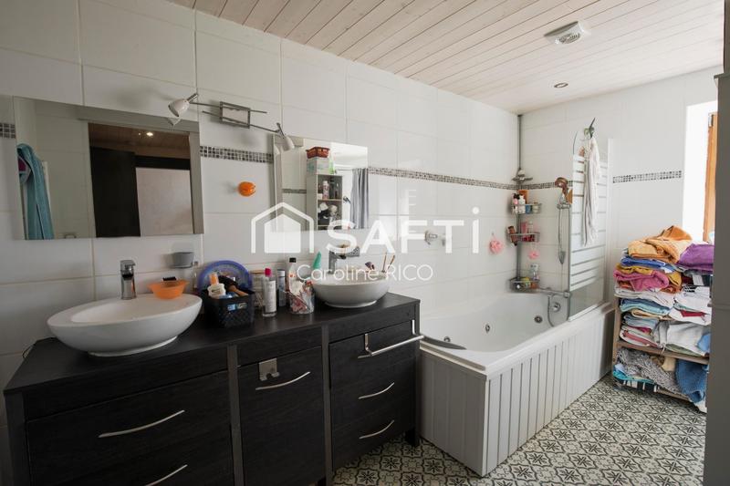 Maison - 175 m² - 6 pièces