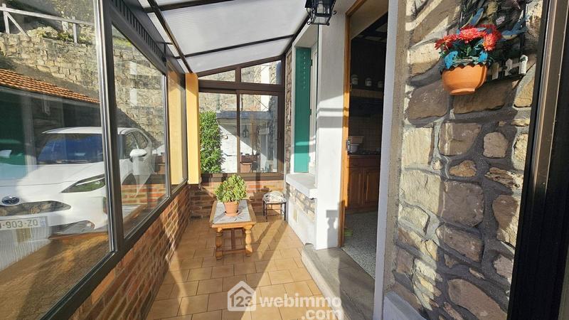 Maison - 101 m² - 4 pièces