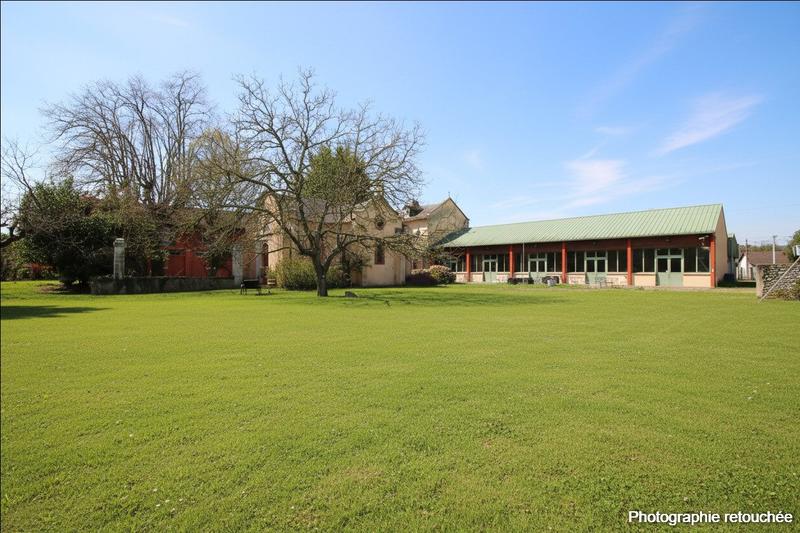 Local commercial - 1 051 m²