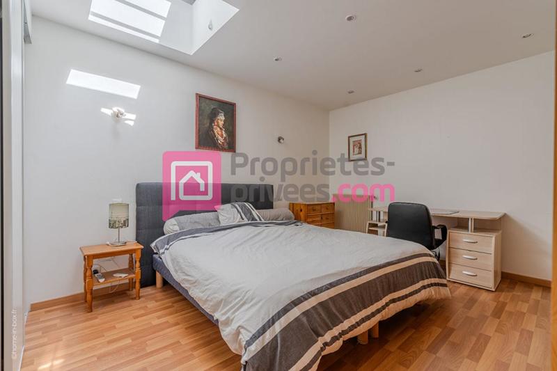 Appartement - 146 m² - 6 pièces