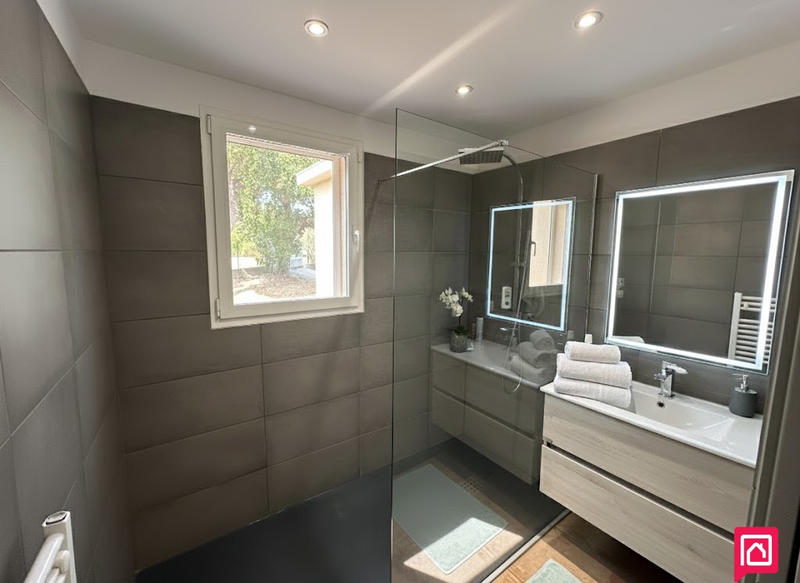 Maison - 168 m² - 6 pièces