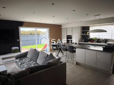 Maison - 130 m² - 6 pièces