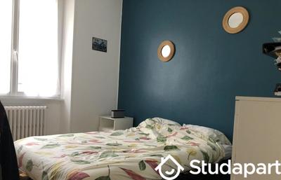 Chambre - 11 m² - 1 pièce