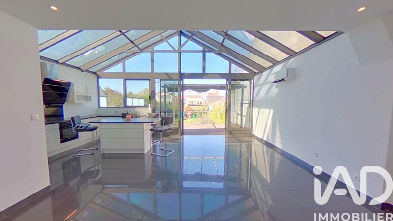 Maison - 165 m² - 7 pièces