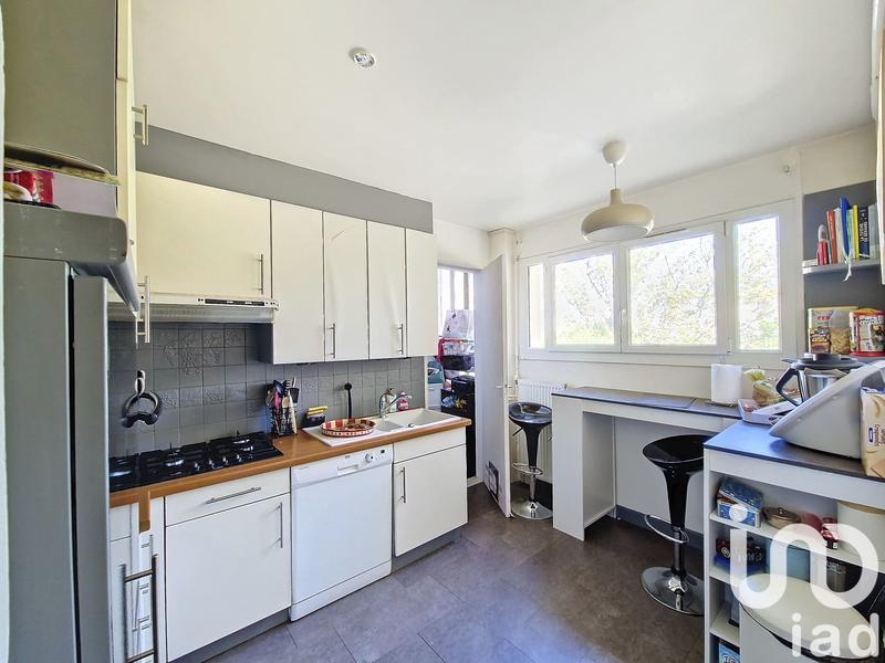 Appartement - 136 m² - 6 pièces