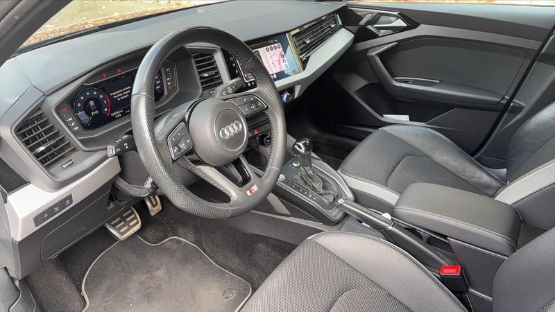 Audi A1 sportback 1.0 Tfsi 116 s-Tronic7 s line