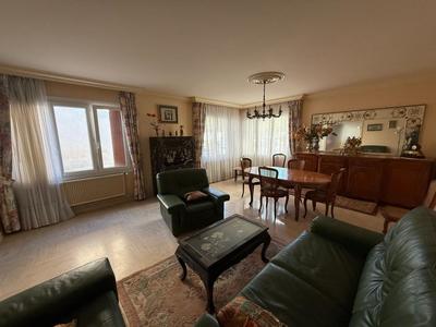 Maison - 141 m² - 5 pièces