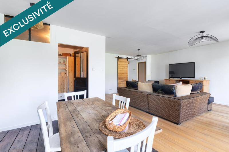 Maison - 233 m² - 10 pièces