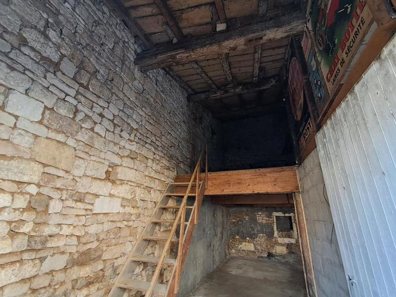 Parking / Garage - 50 m²