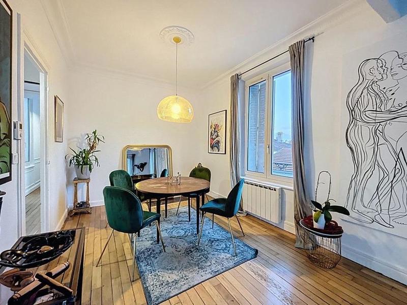 Appartement - 80 m² - 4 pièces