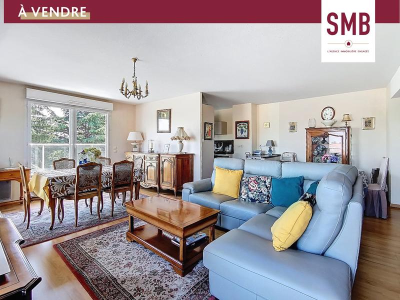 Appartement sur toit - 106 m² - 4 pièces