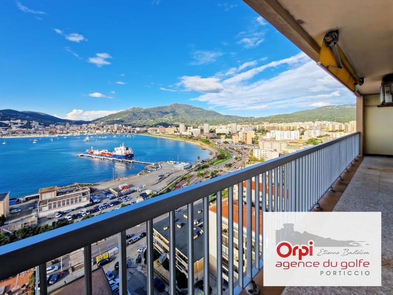 Appartement - 92 m² - 4 pièces