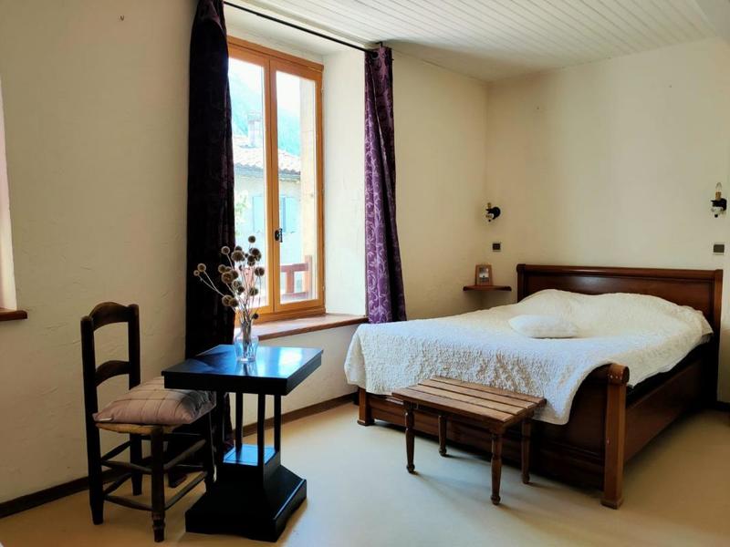 Maison - 470 m² - 20 pièces