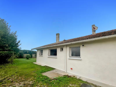 Maison - 93 m² - 5 pièces