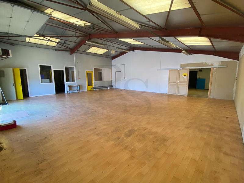 Local commercial - 600 m²