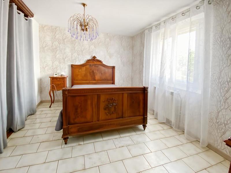 Villa - 101 m² - 5 pièces