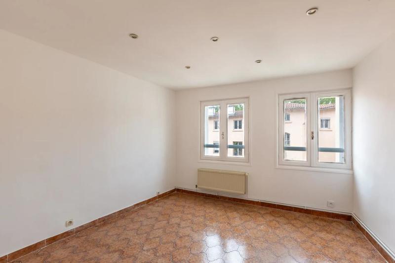 Appartement - 110 m² - 5 pièces