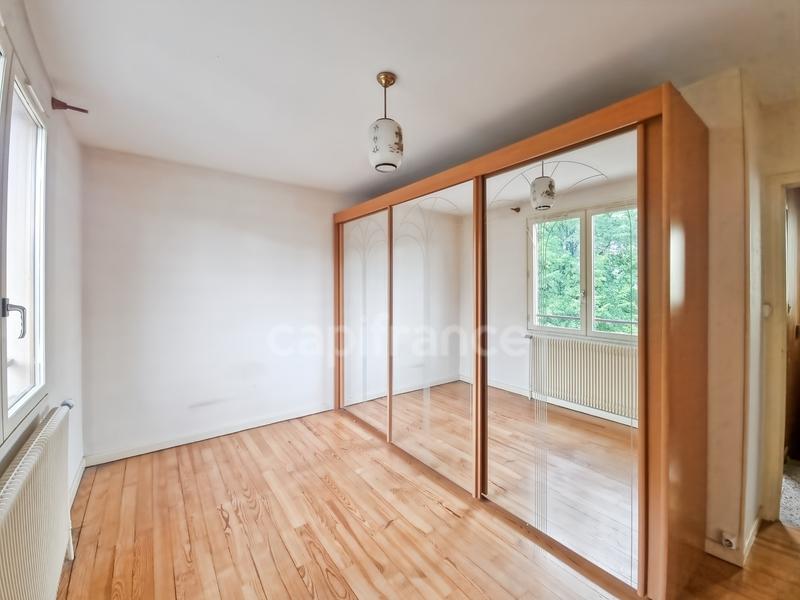 Maison - 93 m² - 5 pièces