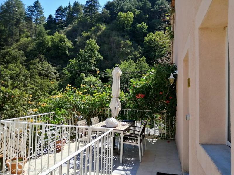 Maison de village - 110 m² - 6 pièces