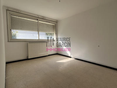 Appartement - 95 m² - 5 pièces