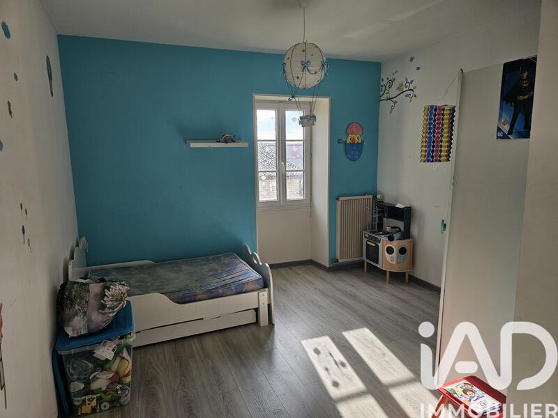 Maison - 314 m² - 12 pièces