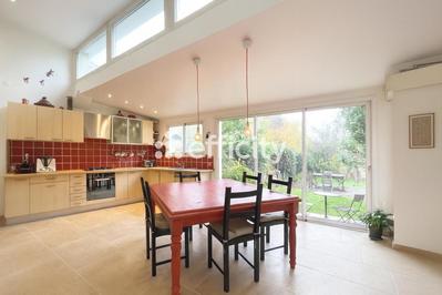 Maison - 144 m² - 6 pièces